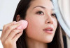Tips Membersihkan Spons Makeup Agar Bebas Jerawat dan Tahan Lama