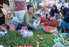 Emak-emak Kaget Cabai Rp 100 Ribu, Kelangkaan Pasokan dari Agen 