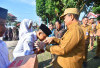 Wali Kota Maulana Bagikan Sepatu untuk Siswa Sekolah Rakyat, Dorong Semangat Belajar