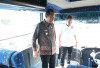 Bupati BBS Hibahkan Bus Operasional ke Koni Muaro Jambi, Dukung Kemajuan Olahraga